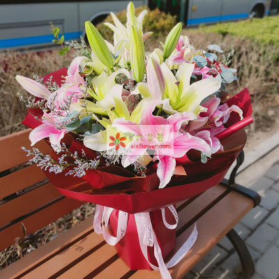 太原8支多头百合，万事如意喜上加喜